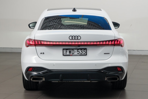 2025 Audi A5 B10 TFSI 200kW S line Sedan image 5
