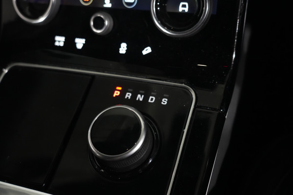 2017 Land Rover Range Rover Velar L560 D300 R-Dynamic S SUV Image 16