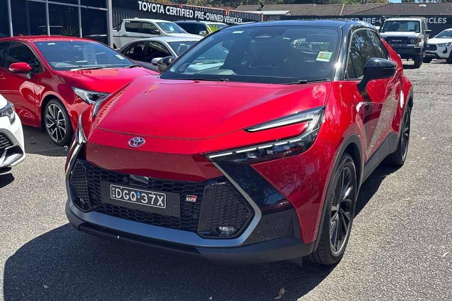 2025 Toyota C-HR MAXH25R (Hybrid) GR Sport SUV Image 7
