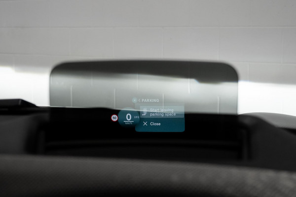 2025 MINI Cooper F65 S Favoured Hatch image 12