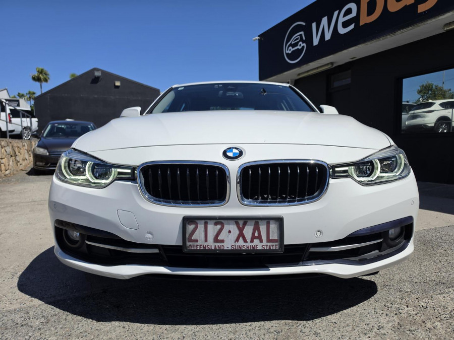 2016 BMW 3 Series F30 LCI 320i Sport Line Sedan Image 6