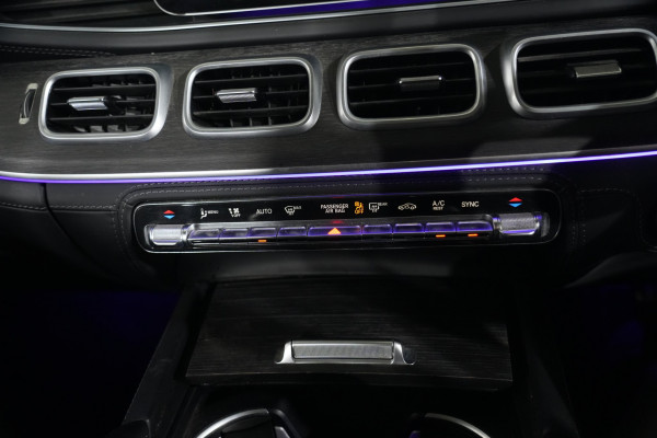 2021 Mercedes-Benz GLS-Class 63 4matic (Hybrid) SUV Image 19