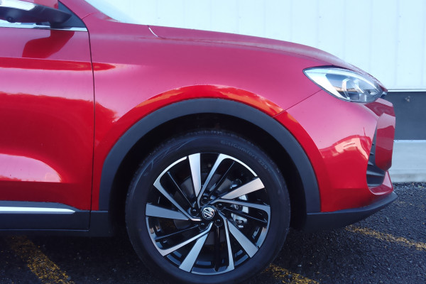 2025 MG ZS Essence 1.5Pt/Cvt SUV