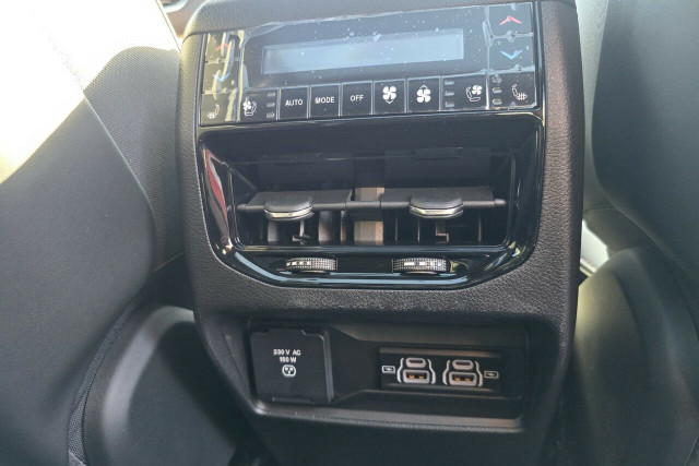 2022 MY23 Jeep Grand Cherokee WL Summit Reserve SUV Image 25