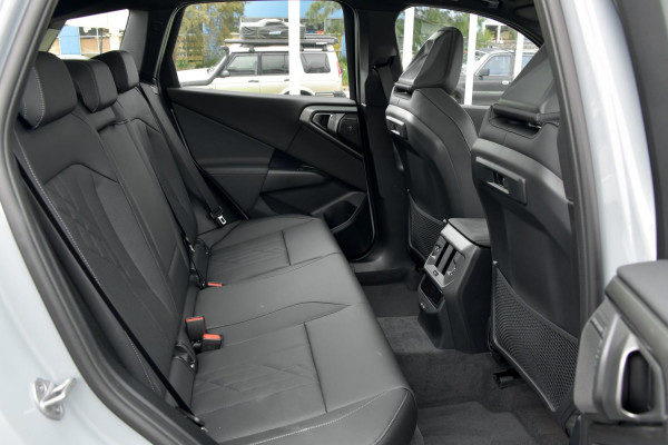 2025 BMW X3 G45 20 xDrive SUV image 5