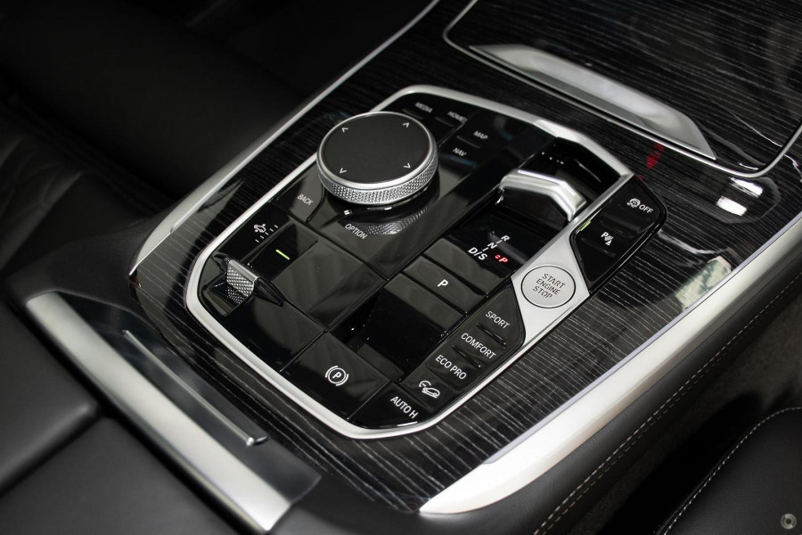 2025 BMW X7 G07 LCI xDrive40d M Sport SUV