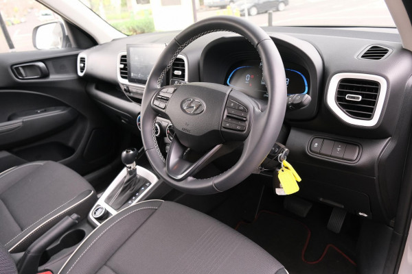 2025 MY26 Hyundai Venue QX.V5 Active SUV Image 6