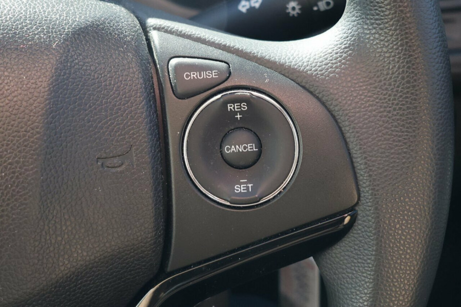 2020 MY21 Honda HR-V  VTi SUV Image 17