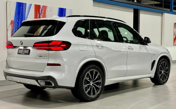 2025 BMW X5 G05 LCI xDrive30d M Sport SUV image 6