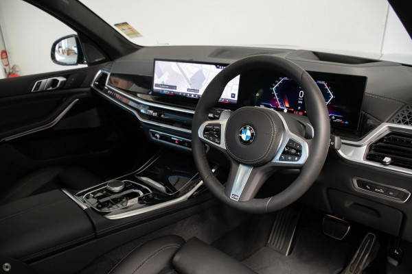 2025 BMW X7 G07 LCI xDrive40d M Sport SUV image 6