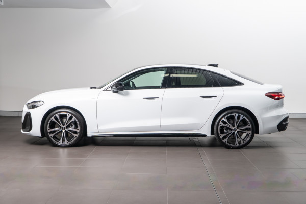 2025 Audi A5 B10 TFSI 150kW S line Sedan image 3