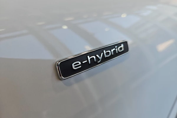 2026 MY25 Audi Q5 GU e-hybrid 270kW SUV Image 7