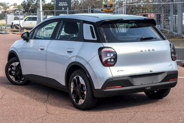 2026 GAC AION UT  Premium Hatch Image 2