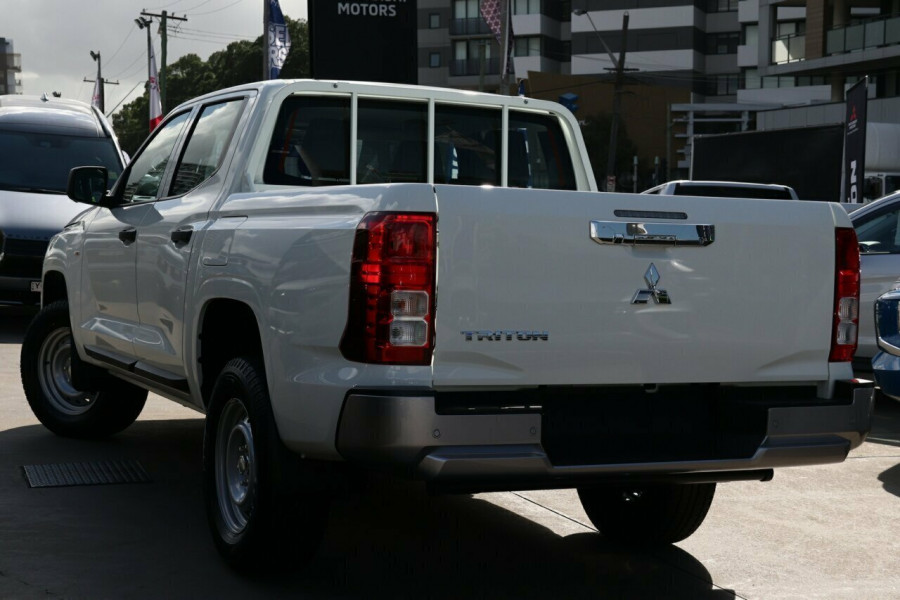 2024 Mitsubishi Triton MV GLX Ute Image 10