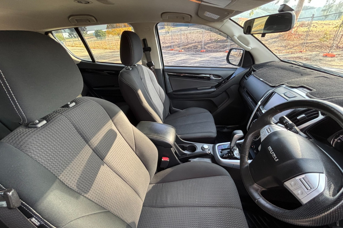 2020 MY19 Isuzu MU-X LS-U SUV Image 20