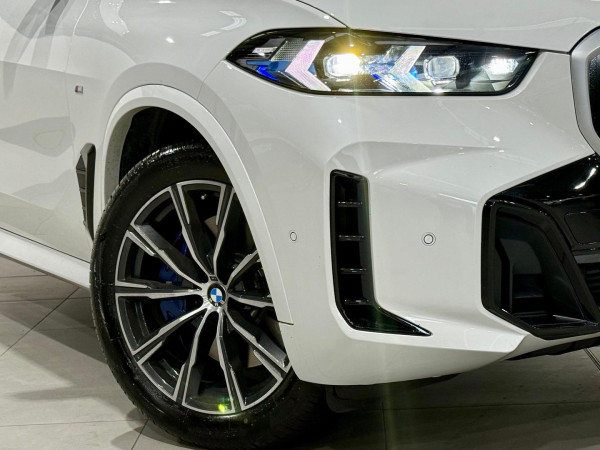 2025 BMW X5 G05 LCI xDrive30d M Sport SUV image 8
