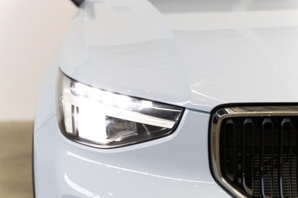 2025 MY26 Volvo XC40 XZ Plus B4 SUV Image 22