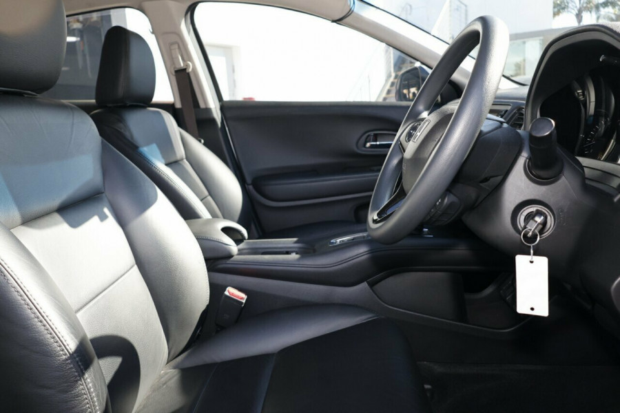 2020 MY21 Honda HR-V  VTi SUV Image 8