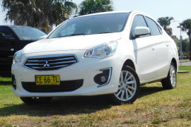 Mitsubishi Mirage ES LA