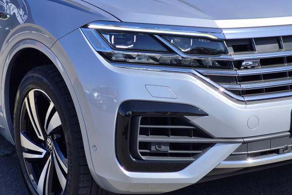 2020 MY21 Volkswagen Touareg CR 210TDI R-Line SUV Image 29
