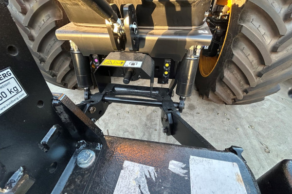 2026 JCB FASTRAC Other Image 8