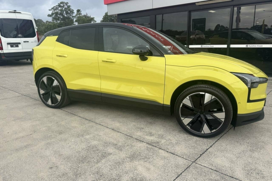 2023 MY24 Volvo EX30  Single Motor Extended Range Ultra SUV Image 6
