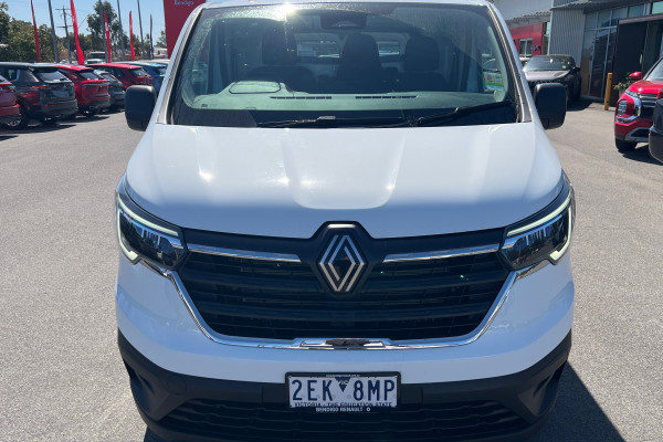 2025 Renault Trafic X82 Pro Van Image 2