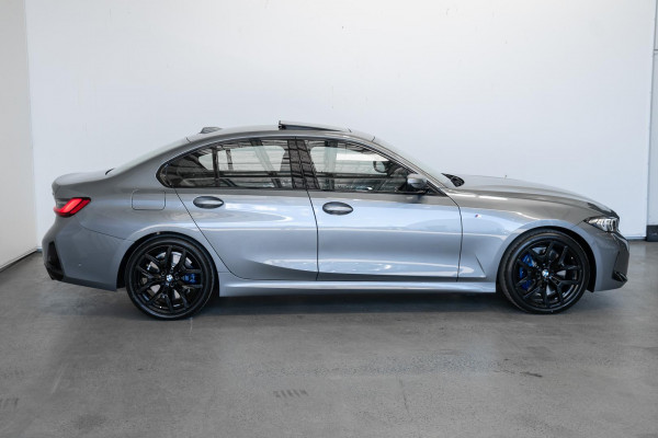 2026 BMW 3 Series G20 LCI II 330i M Sport Sedan image 3