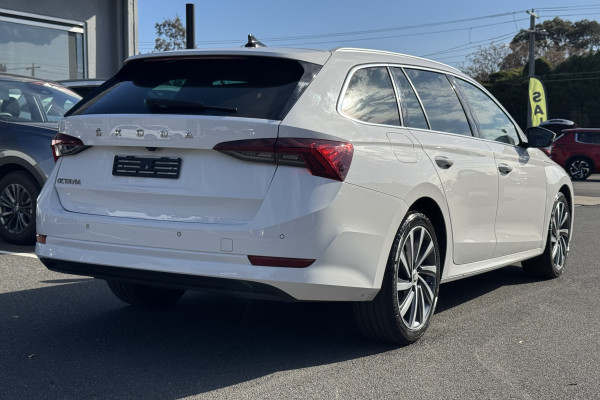 2023 MY23.5 Skoda Octavia NX 110TSI Style SUV Image 7