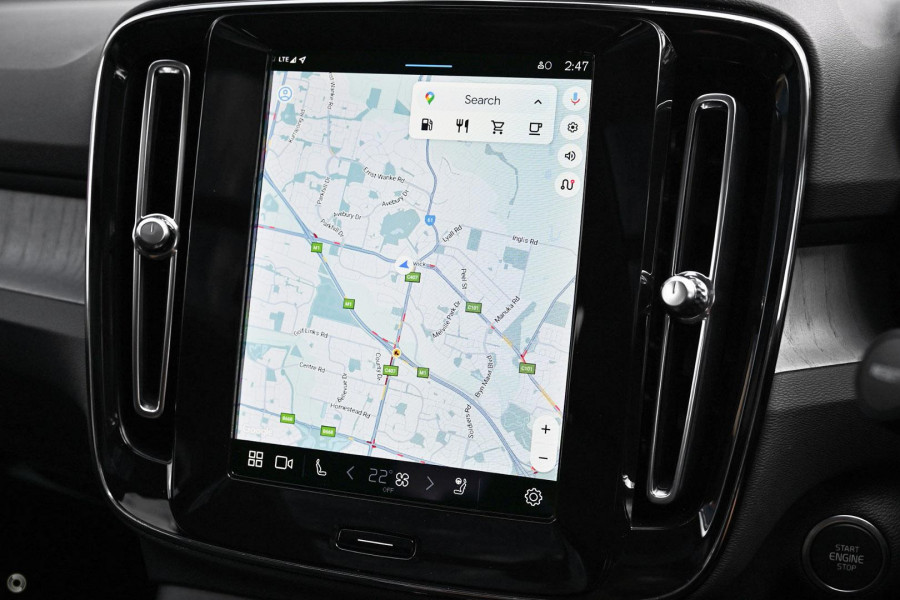 2025 Volvo XC40 XZ Ultra B4 Bright SUV Image 12