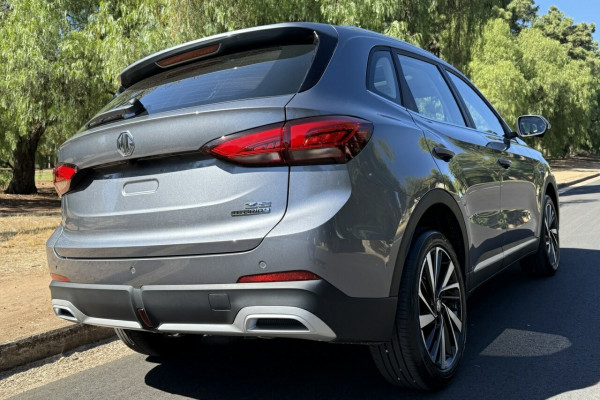 2024 MY24.5 MG ZS ZS32 Essence Hybrid+ SUV