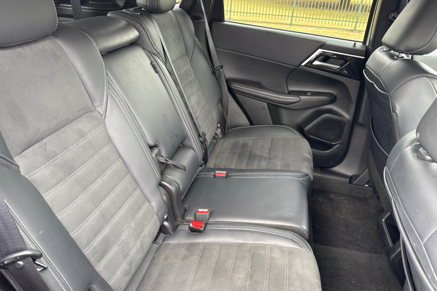 2024 Mitsubishi Outlander ZM Aspire SUV Image 14