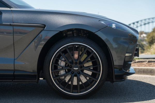 2023 Aston Martin DBX 707 SUV Image 6