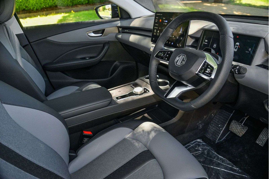 2026 MG MGS5 EV ZS3EM Essence 49 SUV Image 18