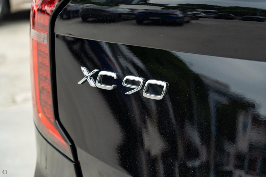 2026 Volvo XC90 L Series Ultra B5 Dark SUV Image 9