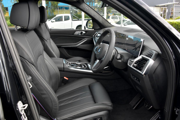 2026 BMW X7 G07 LCI xDrive40d M Sport SUV image 7