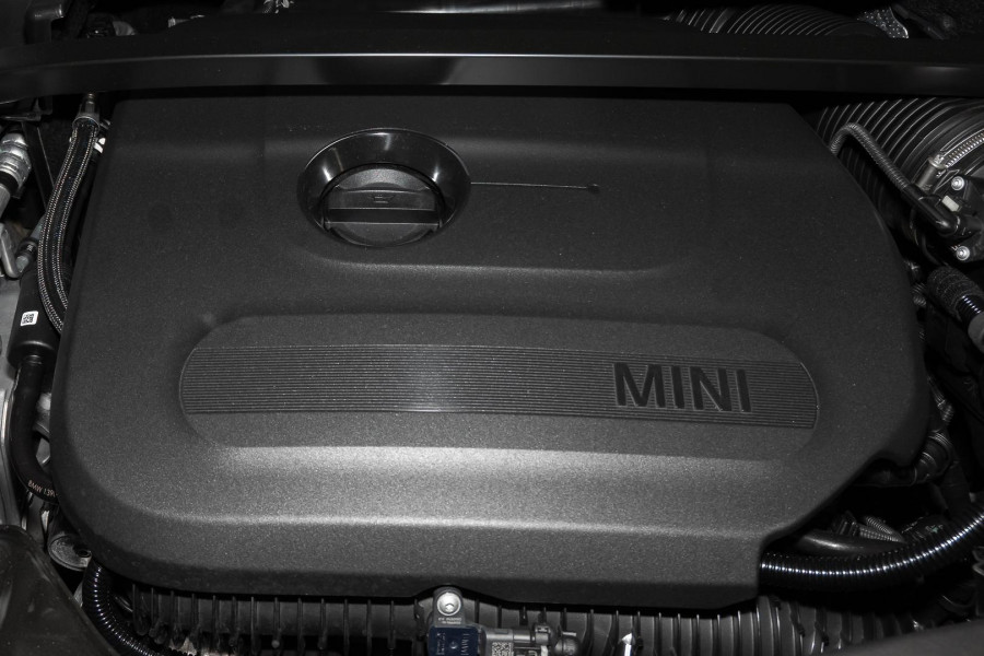 2026 MINI Countryman U25 S Favoured SUV