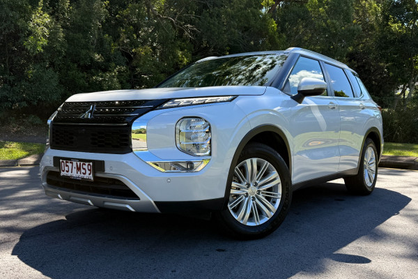 2023 MY24 Mitsubishi Outlander ZM LS SUV