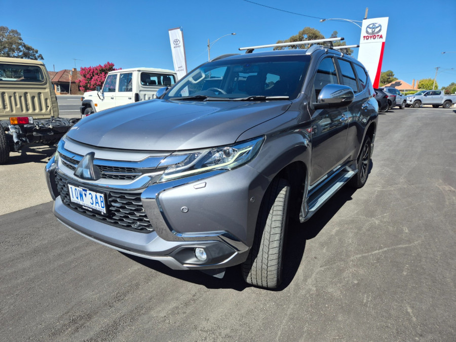 2018 Mitsubishi Pajero Sport QE Exceed SUV Image 5