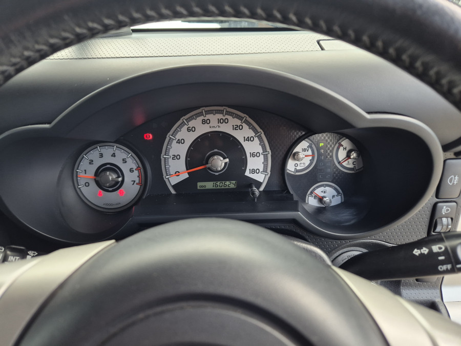 2015 MY14 Toyota FJ Cruiser GSJ15R SUV Image 18