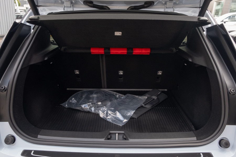 2024 Volvo EX30  Twin Motor Performance Ultra SUV Image 18