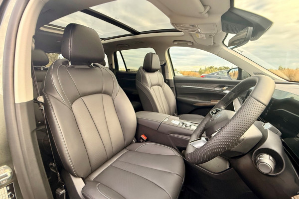2026 MG QS Essence SUV Image 10