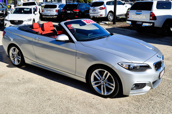 2015 BMW 2 Series F23 Turbo 220i M Sport Convertible Image 9