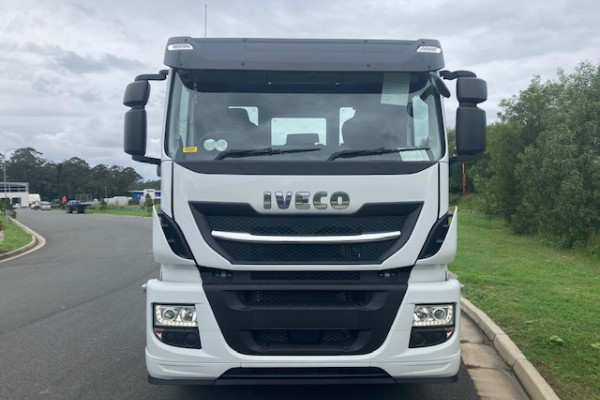 2022 Iveco Stralis X-Way 360 HP 6X4 Cab chassis