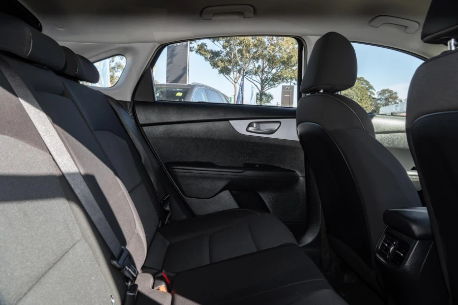 2024 Kia Cerato BD S Hatch Image 9