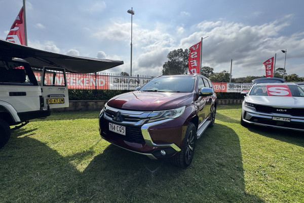 2017 Mitsubishi Pajero Sport QE Exceed SUV Image 1