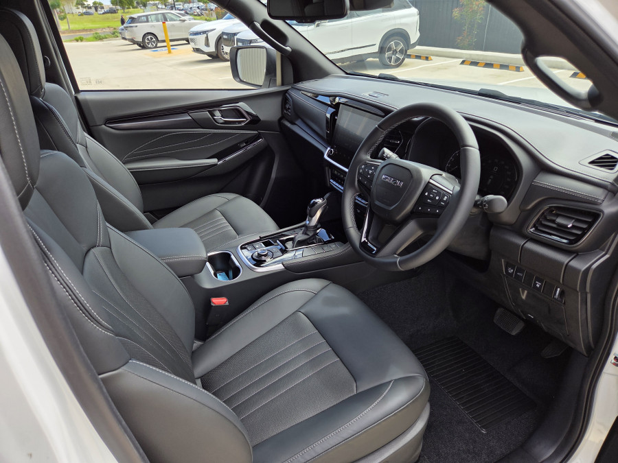 2025 MY25.5 Isuzu MU-X RJ LS-T SUV Image 9