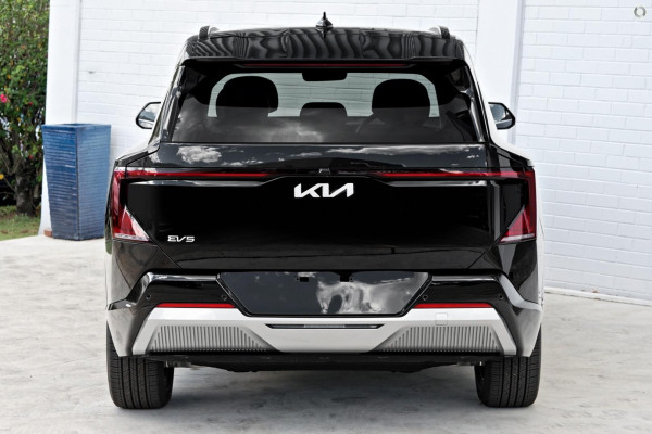 2026 Kia EV5 OVc Earth SUV Image 3