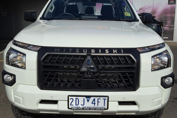 2025 Mitsubishi Triton MV GLX Ute Image 2