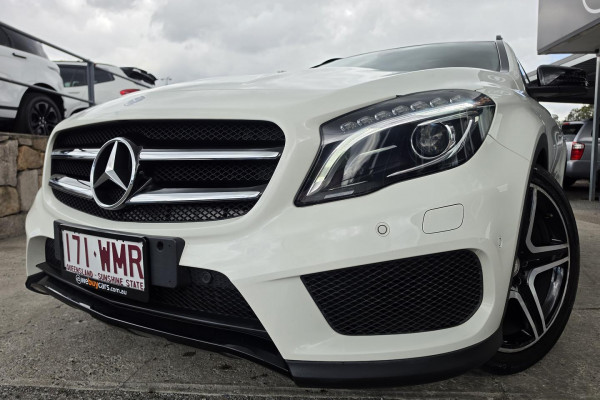 2016 Mercedes-Benz GLA-Class X156 GLA180 SUV Image 2